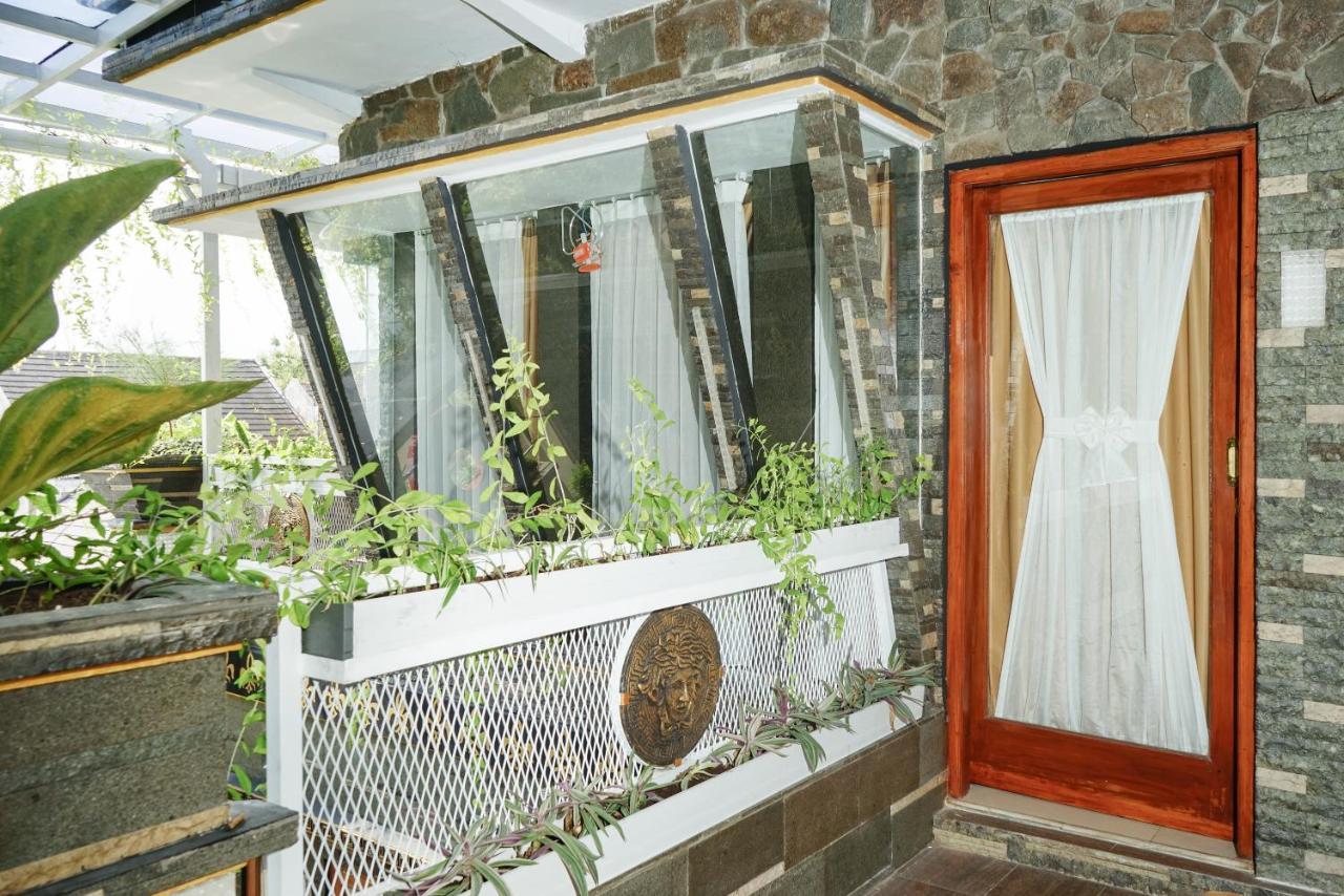 Super Oyo 444 Rafitha Homestay Baturetno Dış mekan fotoğraf