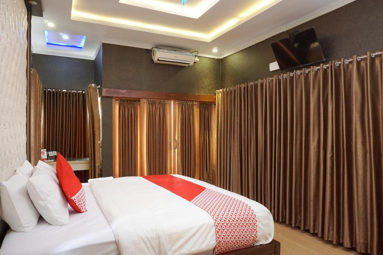 Super Oyo 444 Rafitha Homestay Baturetno Dış mekan fotoğraf