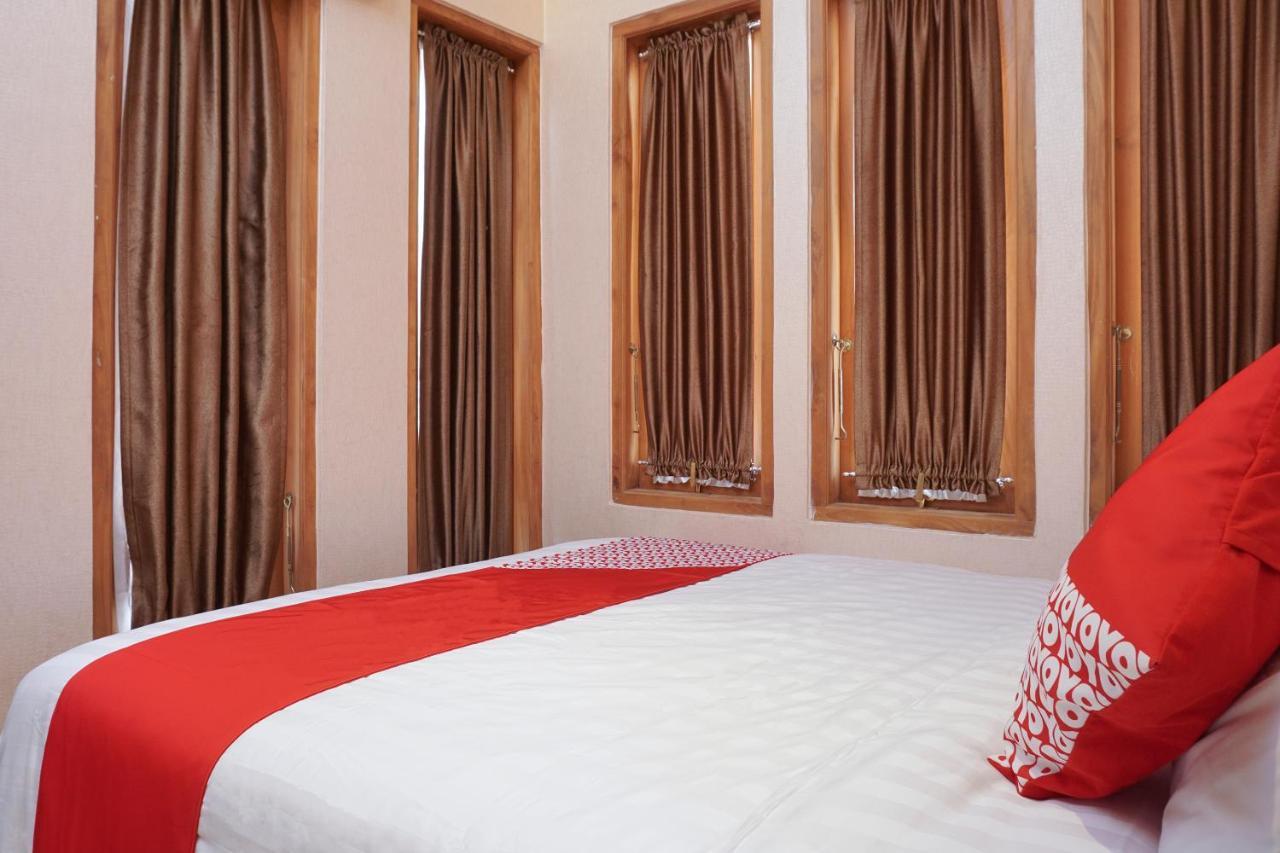 Super Oyo 444 Rafitha Homestay Baturetno Dış mekan fotoğraf